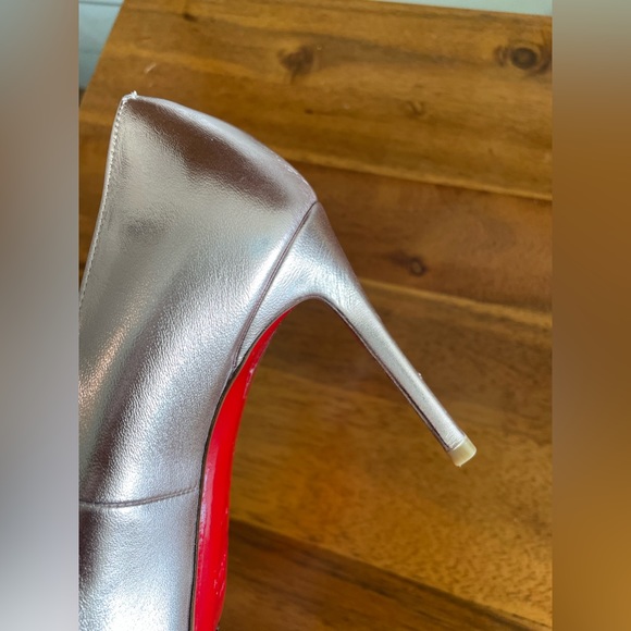 Louboutin Fifi Rose Gold Metallic Pumps - Picture 7 of 12